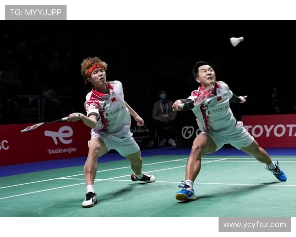 武汉羽毛球队在世锦赛中的团队协作表现分析与启示