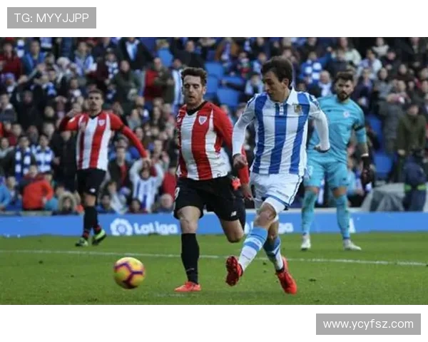 西安足球队在奥运会积分榜上以61分稳居第一名展现强劲实力 西安足球队在奥运会积分榜上以61分稳居第一名展现强劲实力