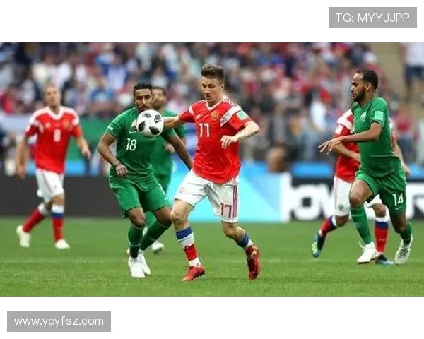 足球明星背后的萌宠故事揭秘与他们的情感纽带